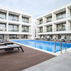  Hotel Ellin